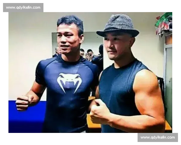 西提猜与一龙巅峰对决全程回顾热血瞬间引爆格斗迷激情 西提猜与一龙巅峰对决全程回顾热血瞬间引爆格斗迷激情